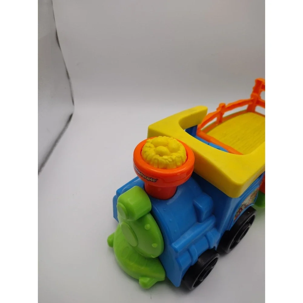 Fisher-Price Little People Choo-Choo Safari Zoo Train‎ with Sound Works Musical